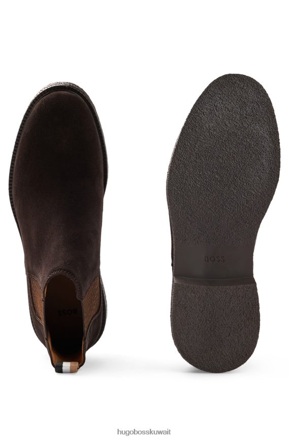 4TFNJN4749 بني غامق Hugo Boss حذاء تشيلسي من جلد الغزال مع شعار Emed