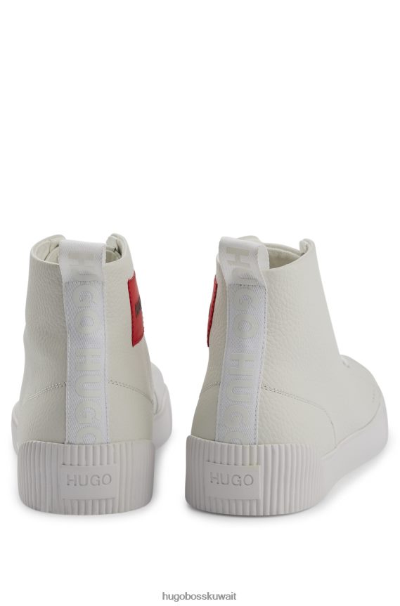 4TFNJN4760 أبيض Hugo Boss حذاء رياضي هوغو من الجلد المحبب مع شعار باللون الأحمر والأبيض
