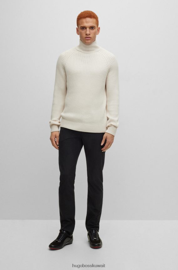 4TFNJN4767 أسود Hugo Boss حذاء رياضي من جلد النابا مع تفاصيل مثقبة باللون الأسود