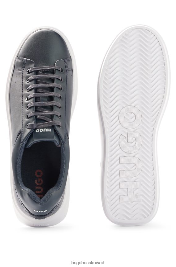 4TFNJN4795 أزرق غامق Hugo Boss حذاء رياضي من مزيج جلد هوغو باللون الأزرق الداكن مع شريط خلفي يحمل العلامة التجارية