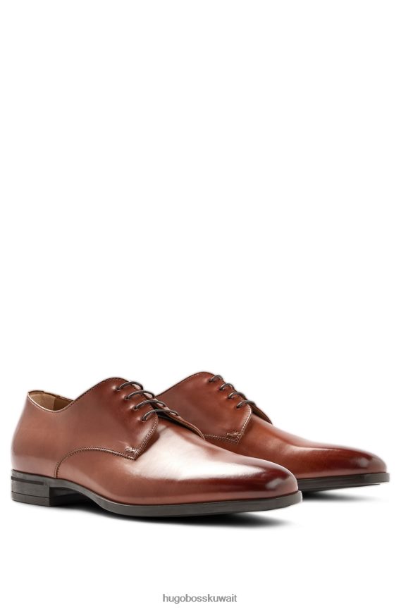 4TFNJN4815 بني Hugo Boss حذاء ديربي هوغو بني إيطالي الصنع من الجلد المدبوغ نباتيًا