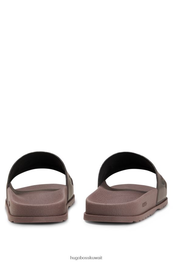 4TFNJN4823 بني غامق Hugo Boss شرائح إيطالية الصنع مع حزام شعار هوغو بني داكن