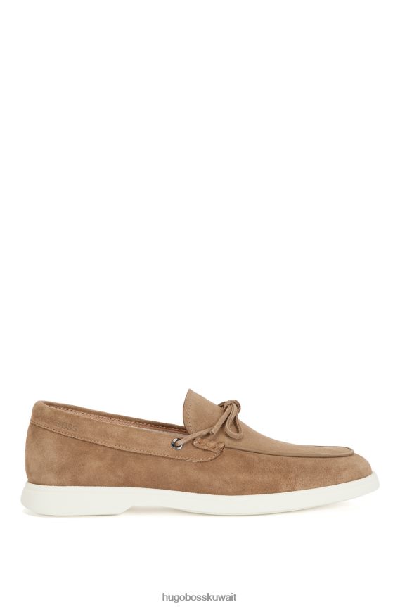 4TFNJN4829 البني الفاتح Hugo Boss حذاء موكاسين من جلد الغزال مزين بأربطة باللون البني الفاتح