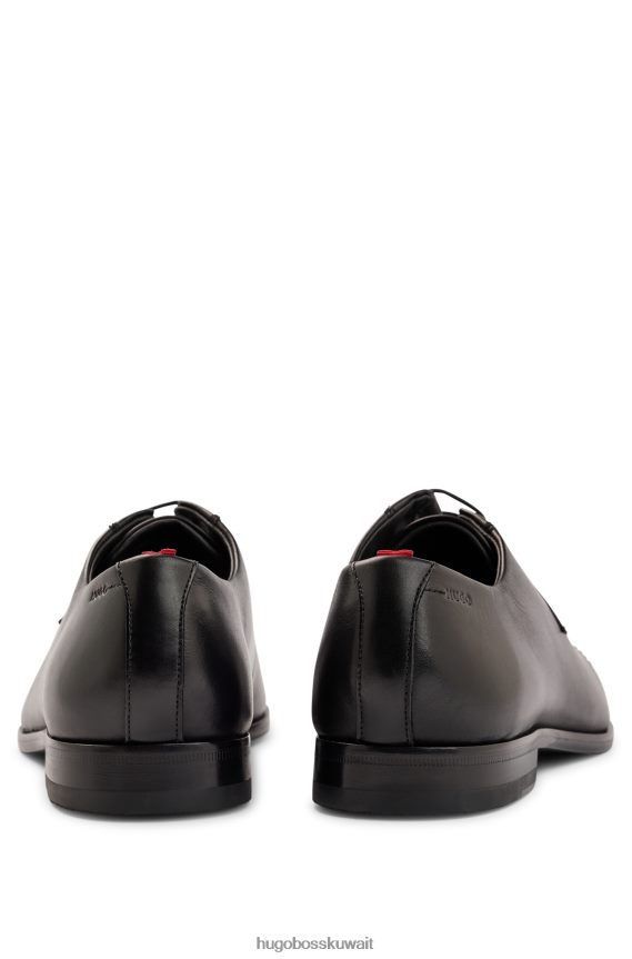 4TFNJN4892 أسود Hugo Boss حذاء ديربي من الجلد المصقول مع تفاصيل مقدمة الحذاء باللون الأسود