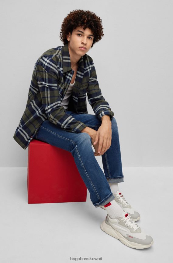 4TFNJN4899 أبيض Hugo Boss حذاء رياضي مستوحى من الجري مصنوع من مواد مختلطة مع تفاصيل الشعار باللون الأبيض