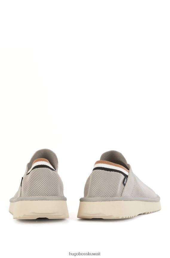 4TFNJN4956 رمادي فاتح Hugo Boss نعال محبوكة بكعب قابل للطي بشريط مميز باللون الرمادي الفاتح