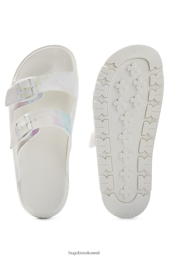 4TFNJN4999 أبيض Hugo Boss شرائح مزدوجة الحزام مع عمل فني متعدد الألوان باللون الأبيض