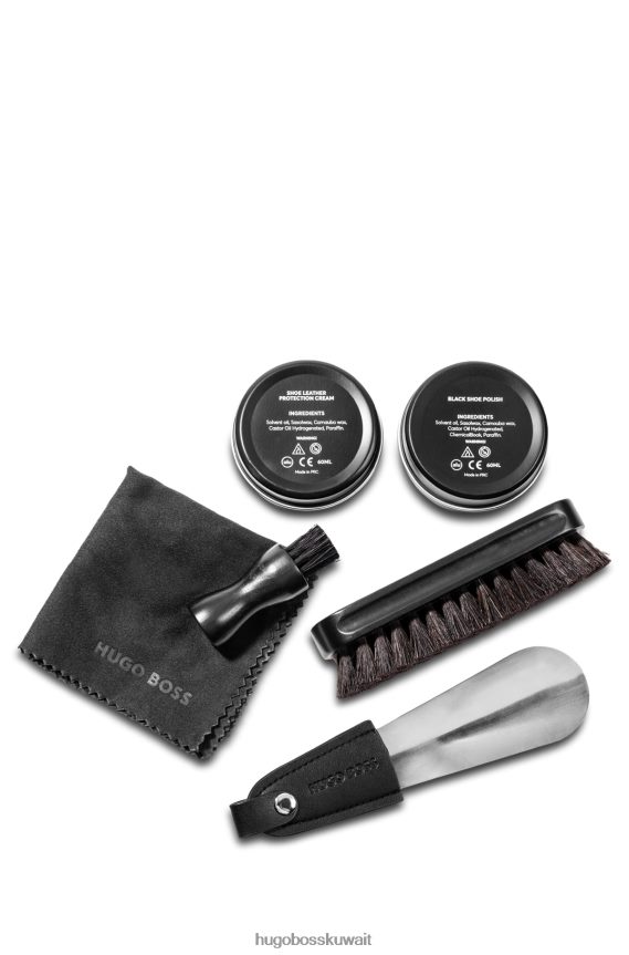 4TFNJN5016 أسود Hugo Boss مجموعة العناية بالأحذية السوداء من هوغو في حقيبة من الجلد الصناعي المحبب