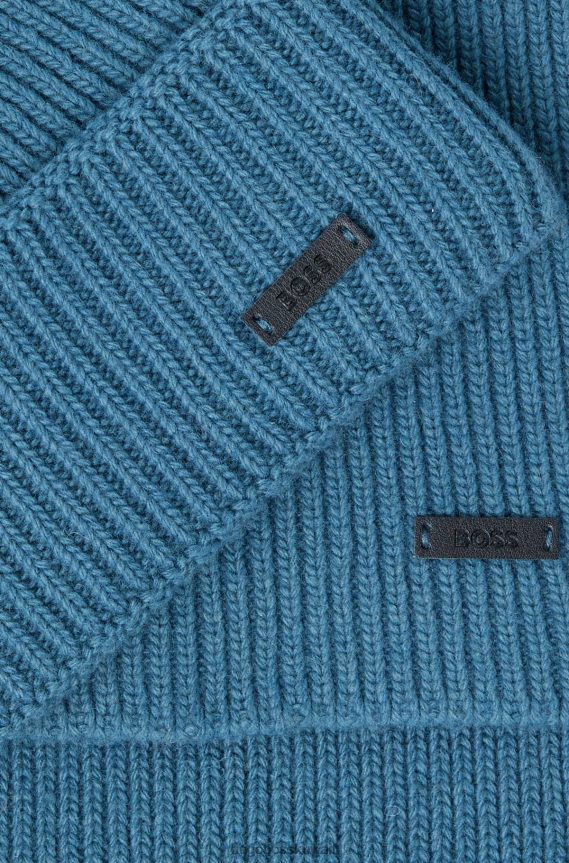 4TFNJN5064 الفيروز Hugo Boss طقم وشاح وقبعة صغيرة مع شعار هوغو من الجلد الصناعي باللون الفيروزي