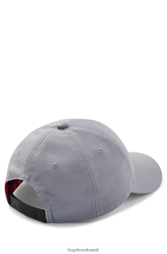 4TFNJN5068 أزرق فاتح Hugo Boss قبعة من نسيج قطني طويل مع شعار أحمر اللون باللون الأزرق الفاتح