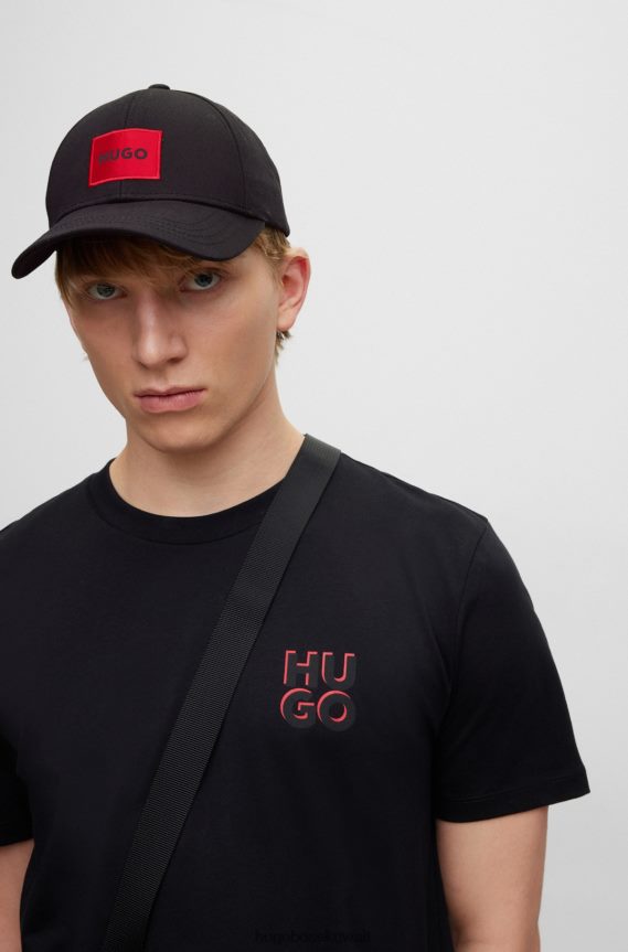 4TFNJN5069 أسود Hugo Boss قبعة سوداء من نسيج قطني طويل مع شعار هوغو باللون الأحمر