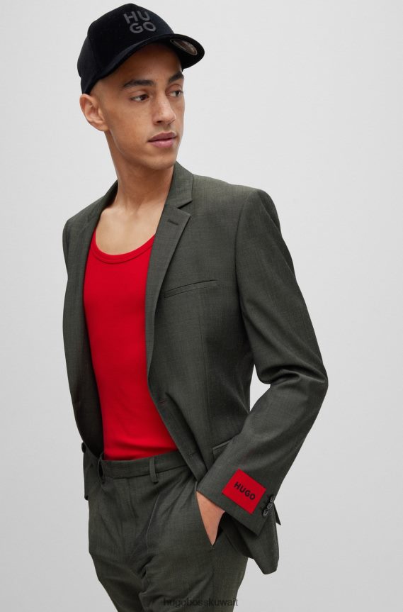 4TFNJN5101 أسود Hugo Boss قبعة شعار هوغو سوداء مكدسة من الجيرسي المطاطي مع لمسة نهائية مخملية