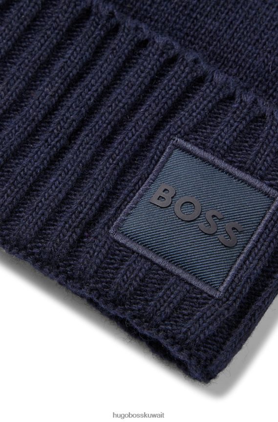 4TFNJN5114 أزرق غامق Hugo Boss قبعة صغيرة محبوكة مع شارة شعار منسوجة هوغو باللون الأزرق الداكن