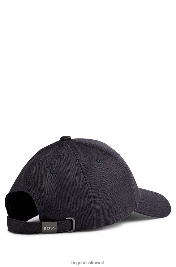 4TFNJN5145 أزرق غامق Hugo Boss قبعة من نسيج قطني طويل مع شارة هوغو بشعار الهز باللون الأزرق الداكن