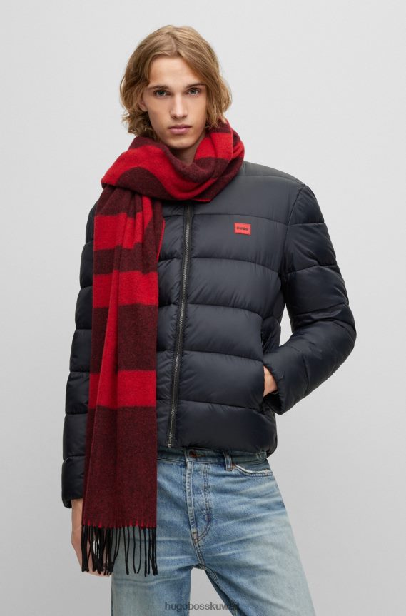 4TFNJN5171 أحمر Hugo Boss هوغو وشاح أحمر للجنسين مزين بالشعار مصنوع من مزيج الصوف