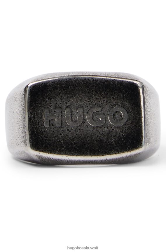 4TFNJN5191 فضة Hugo Boss خاتم هوغو الفضي ذو اللمسة النهائية العتيقة مع الشعار المحفور