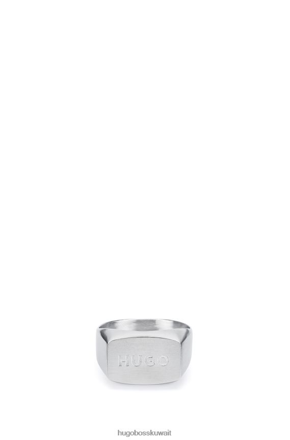 4TFNJN5192 فضة Hugo Boss خاتم هوغو ذو لمسة نهائية عتيقة مع شعار محفور باللون الفضي