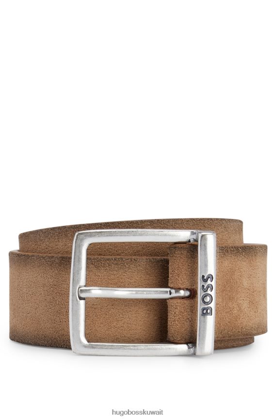 4TFNJN5249 البني الفاتح Hugo Boss حزام من جلد الغزال بإبزيم مربع وشعار هوغو محفور باللون البني الفاتح
