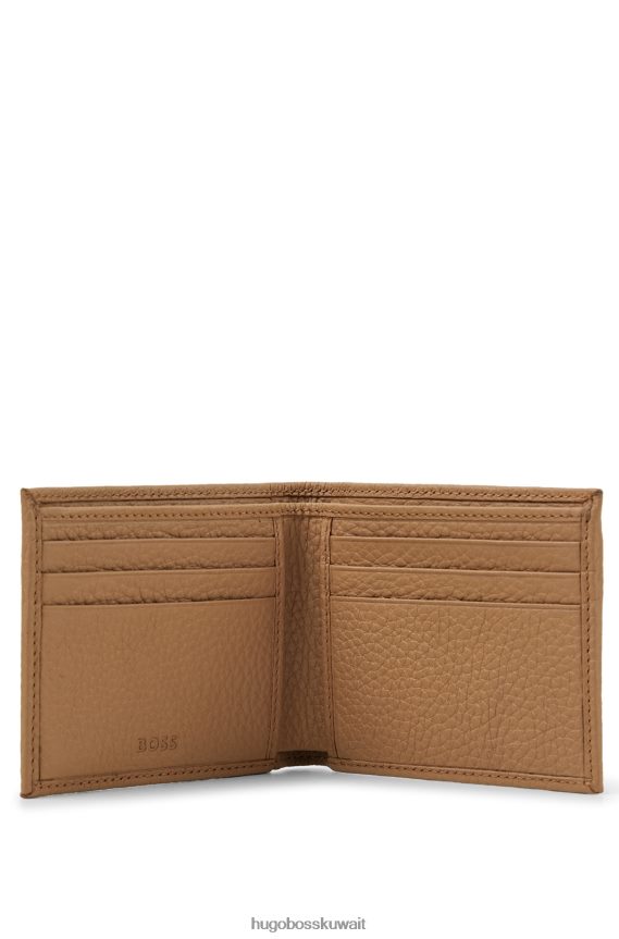4TFNJN5257 اللون البيج Hugo Boss محفظة هوغو من الجلد المحبب باللون البيج مع شعار مصقول