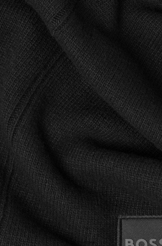 4TFNJN5293 أسود Hugo Boss وشاح منسوج عادي مع شارة شعار منسوجة باللون الأسود