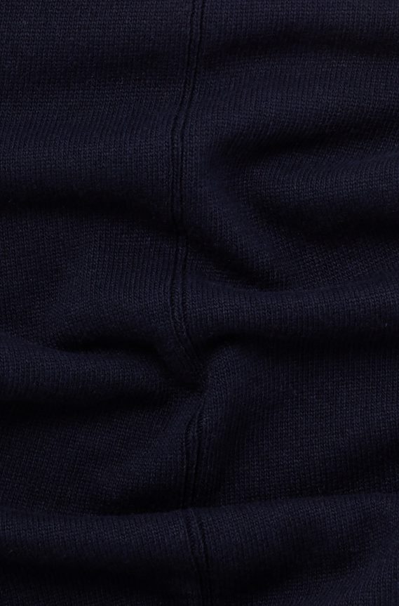 4TFNJN5294 أزرق غامق Hugo Boss وشاح منسوج باللون الأزرق الداكن مع شارة شعار هوغو منسوجة