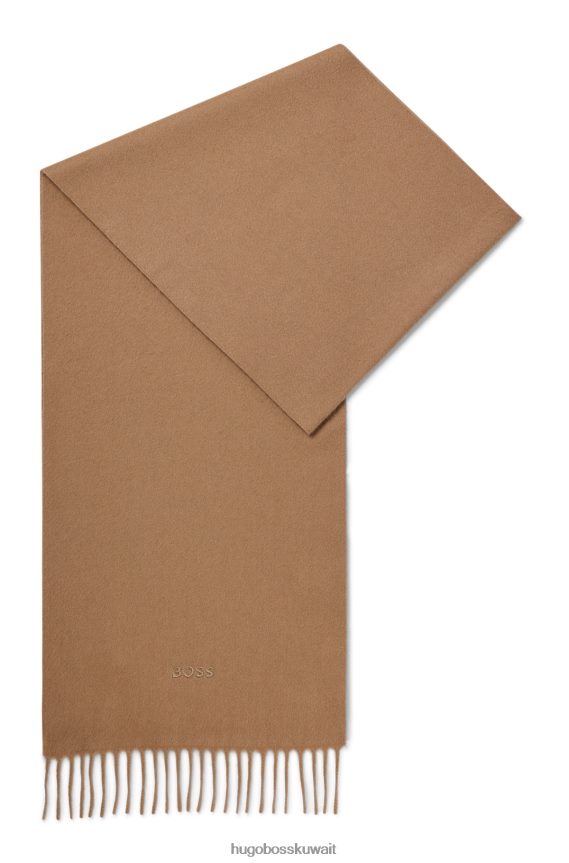 4TFNJN5354 اللون البيج Hugo Boss وشاح من الكشمير الإيطالي مع شعار مطرز هوغو بيج
