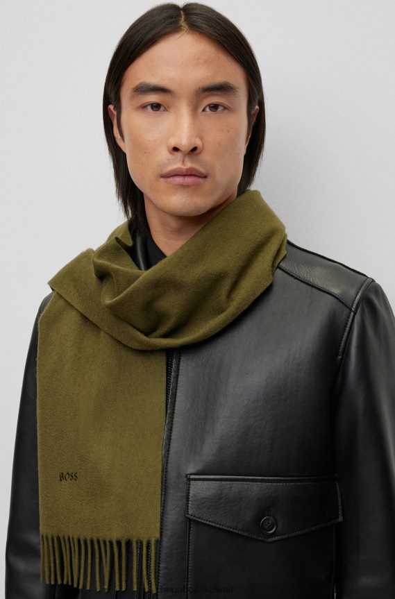 4TFNJN5356 اخضر فاتح Hugo Boss وشاح هوغو من الكشمير الإيطالي باللون الأخضر الفاتح مع شعار مطرز