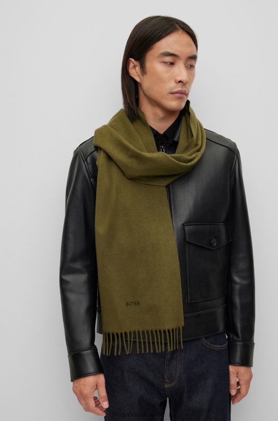 4TFNJN5356 اخضر فاتح Hugo Boss وشاح هوغو من الكشمير الإيطالي باللون الأخضر الفاتح مع شعار مطرز