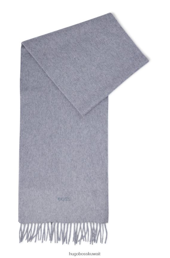 4TFNJN5357 رمادي Hugo Boss هوغو وشاح كشمير إيطالي مع شعار مطرز باللون الرمادي