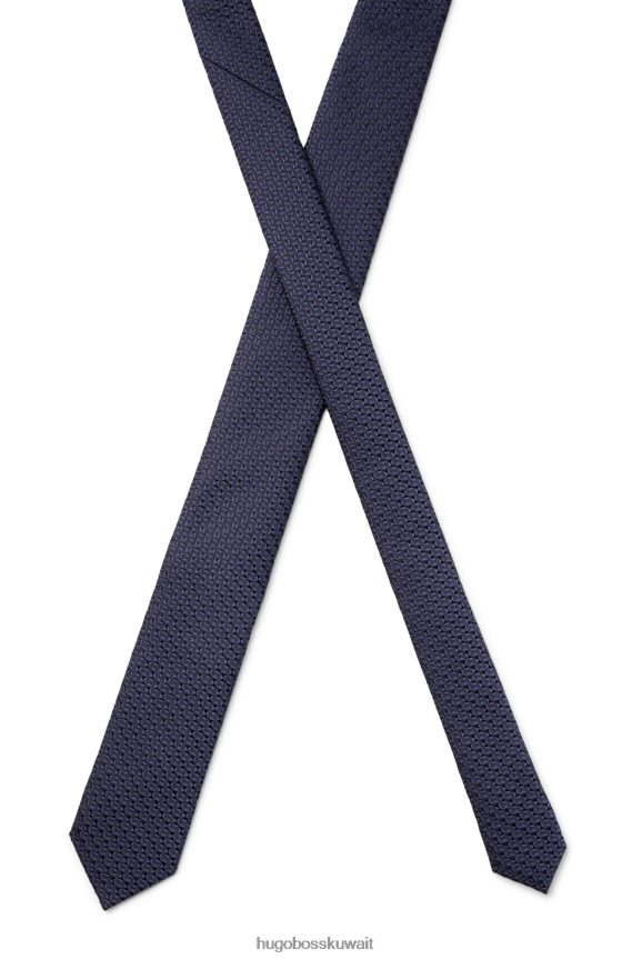 4TFNJN5388 أزرق غامق Hugo Boss ربطة عنق من الجاكار بنقش صغير مع حرير هوغو باللون الأزرق الداكن