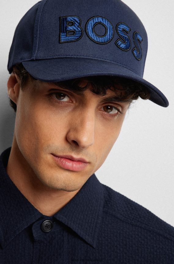 4TFNJN5402 أزرق غامق Hugo Boss قبعة هوغو قطنية طويلة باللون الأزرق الداكن مع شعار فني