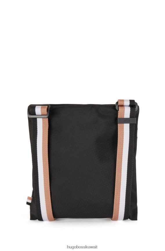 4TFNJN5456 أسود Hugo Boss حقيبة مغلف من النايلون المعاد تدويره مع شعار مطبوع باللون الأسود