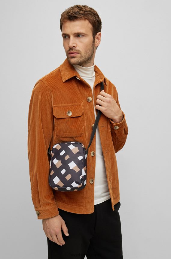 4TFNJN5488 منقوشة Hugo Boss حقيبة مراسل بطبعة مونوغرام منقوشة من Hugo مصنوعة من النايلون المعاد تدويره