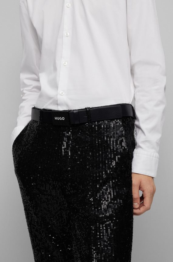 4TFNJN5492 أزرق غامق Hugo Boss حزام من الجلد الإيطالي مع مشبك هوغو ذو علامة تجارية باللون الأزرق الداكن