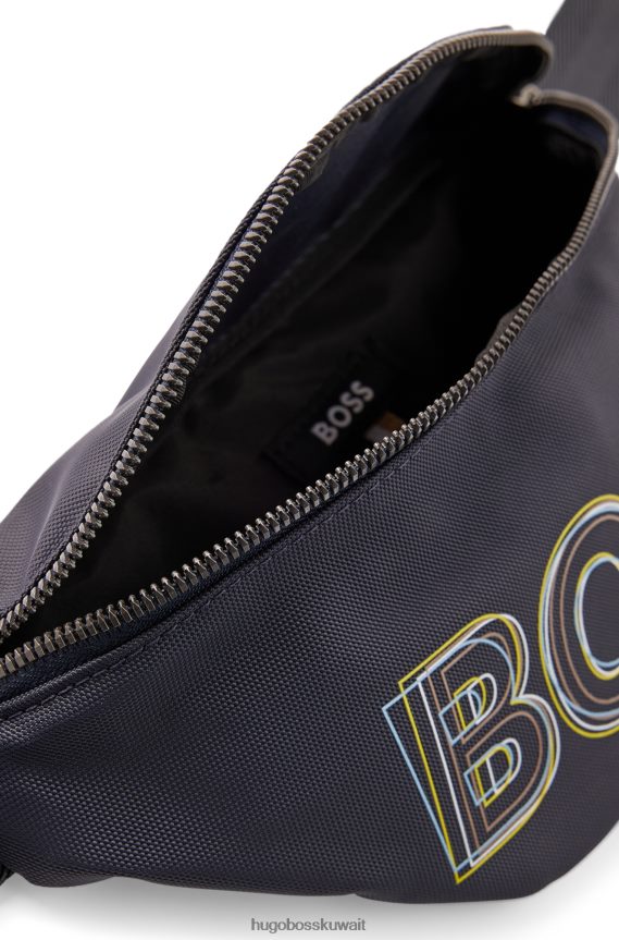 4TFNJN5509 أزرق غامق Hugo Boss حقيبة حزام من النايلون المعاد تدويره باللون الأزرق الداكن مع طباعة شعار هوغو بطبقات
