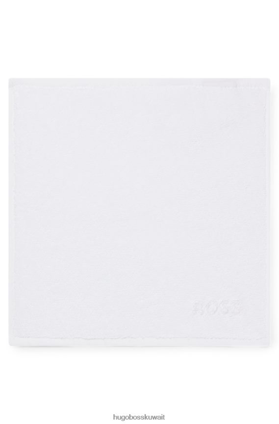 4TFNJN5550 أبيض Hugo Boss قماش وجه من القطن المصري مع شعار متباين باللون الأبيض