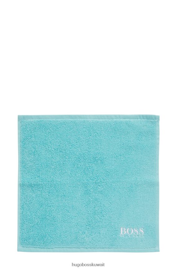4TFNJN5557 الفيروز Hugo Boss قماش وجه من القطن المصري باللون الفيروزي مع شعار هوغو المتباين
