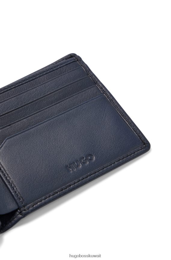 4TFNJN5594 أزرق غامق Hugo Boss محفظة هوغو جلدية مع شعار أحمر وفتحات متناسقة للبطاقات باللون الأزرق الداكن