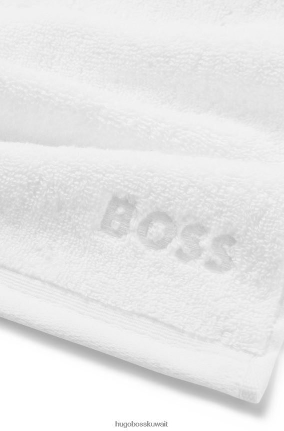 4TFNJN5625 أبيض Hugo Boss قطعة قماش وجه بيضاء مطرزة بشعار هوغو من قطن بحر إيجه