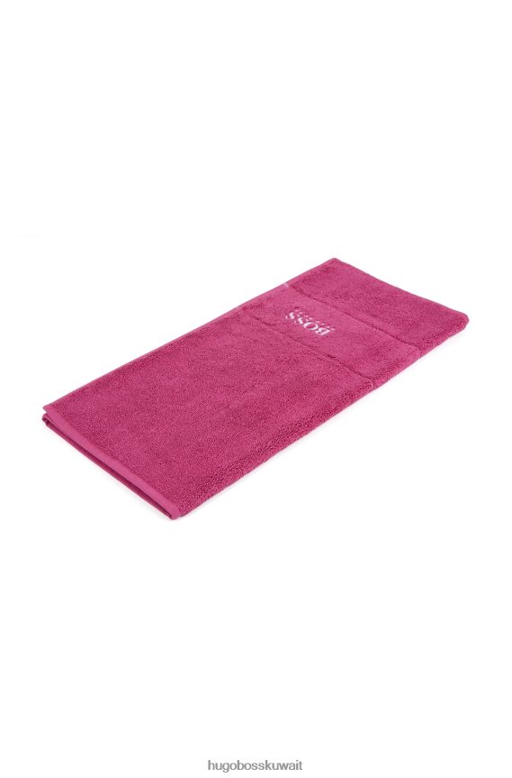 4TFNJN5653 لون القرنفل Hugo Boss سجادة حمام هوغو من القطن المصري مع شعار متباين باللون الوردي