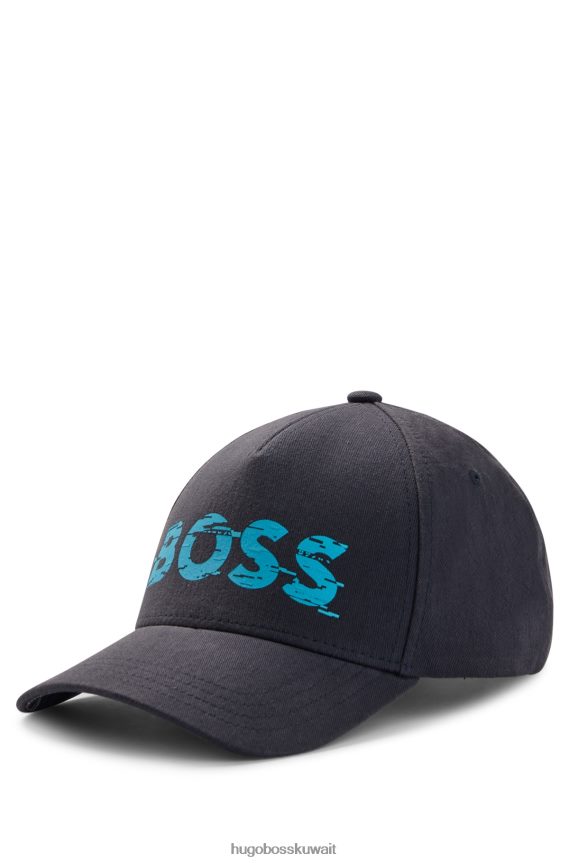 4TFNJN5663 أزرق غامق Hugo Boss قبعة هوغو من نسيج قطني طويل باللون الأزرق الداكن مع طباعة شعار موسمية