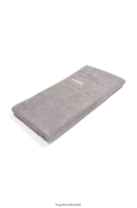 4TFNJN5682 رمادي Hugo Boss منشفة يد هوغو من القطن المصري باللون الرمادي مع شعار متباين