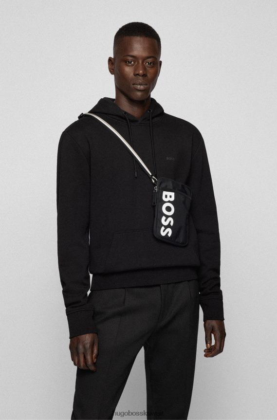 4TFNJN5752 أسود Hugo Boss حقيبة عنق سوداء من النايلون المعاد تدويره مع شعار Hugo اللامع
