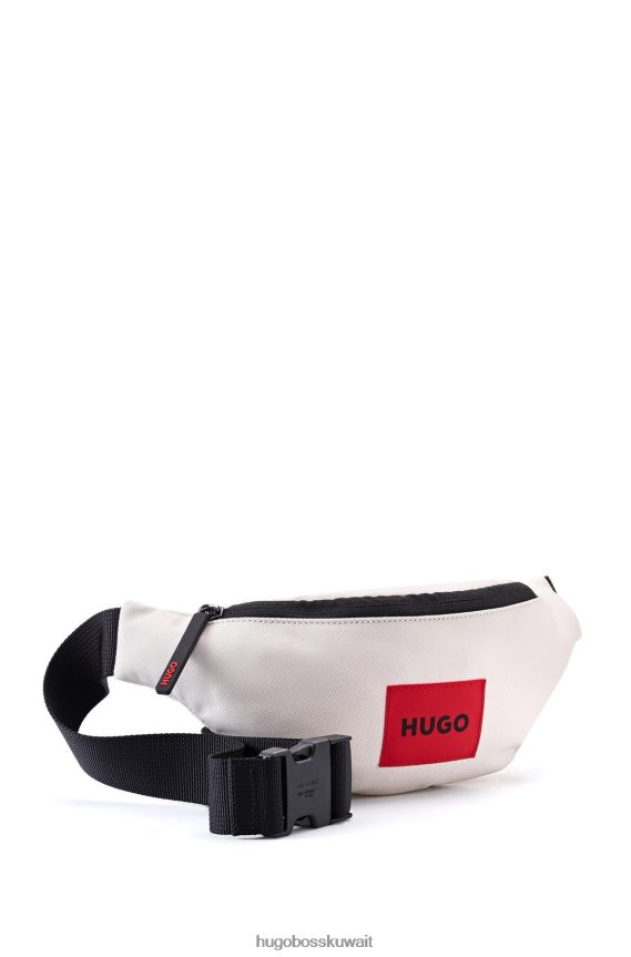 4TFNJN5773 أبيض Hugo Boss حقيبة حزام بيضاء من النايلون المعاد تدويره مع ملصق شعار هوغو باللون الأحمر