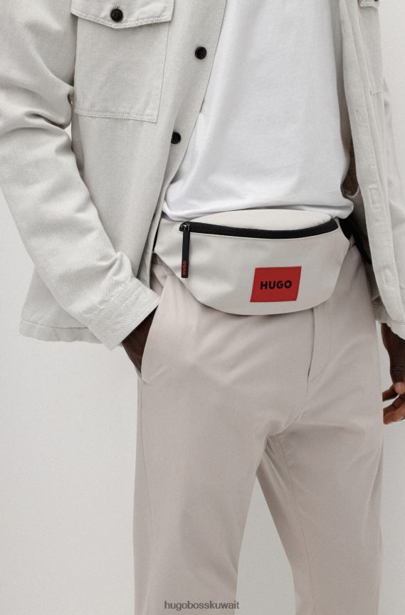 4TFNJN5773 أبيض Hugo Boss حقيبة حزام بيضاء من النايلون المعاد تدويره مع ملصق شعار هوغو باللون الأحمر