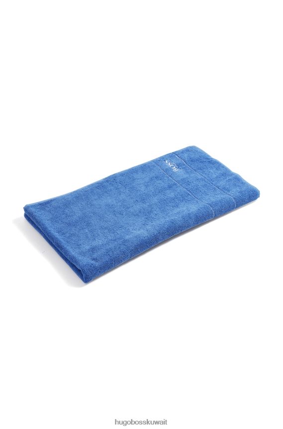 4TFNJN5781 أزرق Hugo Boss منشفة حمام من القطن المصري مع شعار متباين باللون الأزرق هوغو