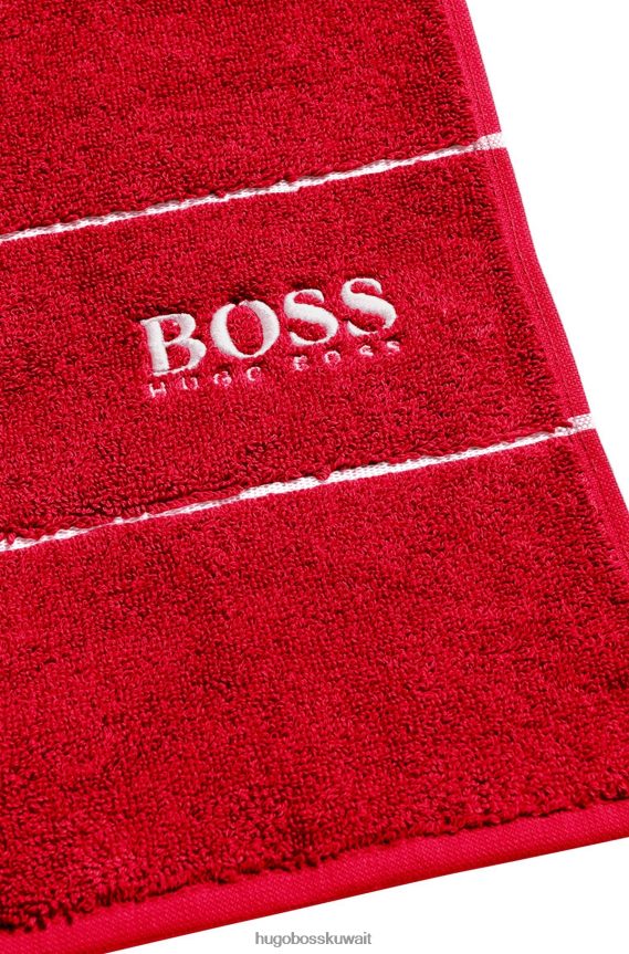 4TFNJN5783 أحمر Hugo Boss منشفة حمام من القطن المصري باللون الأحمر من هوغو مع شعار متباين