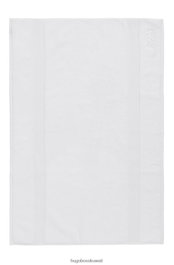 4TFNJN5829 أبيض Hugo Boss سجادة حمام بشعار هوغو من قطن بحر إيجة باللون الأبيض