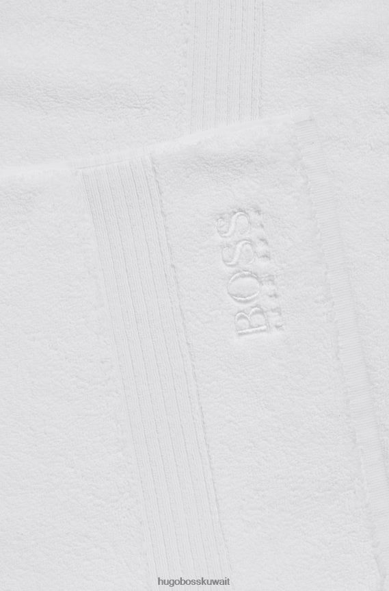 4TFNJN5829 أبيض Hugo Boss سجادة حمام بشعار هوغو من قطن بحر إيجة باللون الأبيض