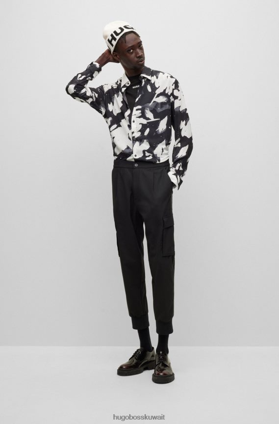 4TFNJN5842 أبيض Hugo Boss قبعة صغيرة مع شعار متباين منسوج من قماش الجاكار باللون الأبيض